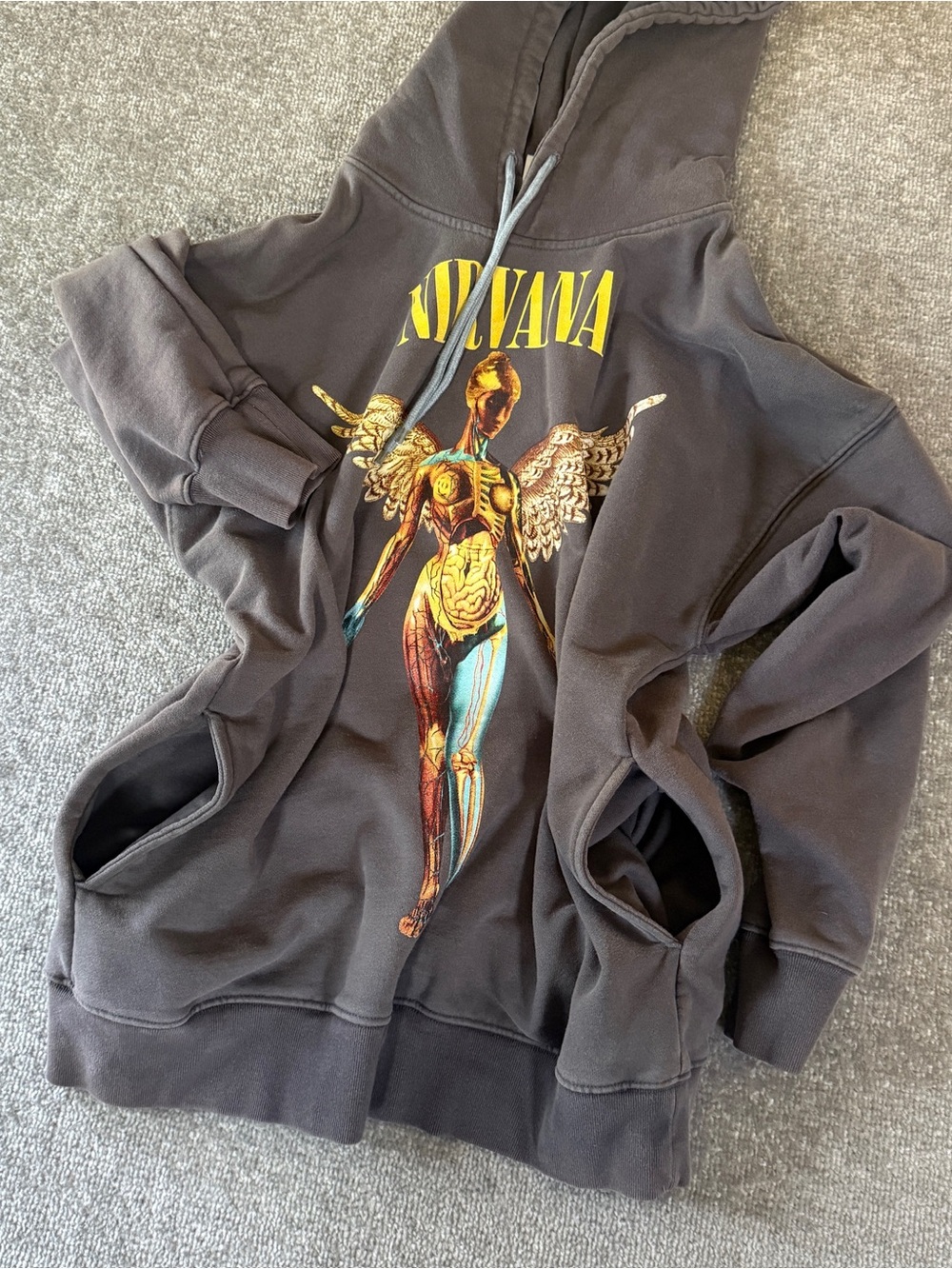 NIRVANA In Utero Logo Size Large Charcoal Hoodie with Side Pockets - Picture 8 of 8